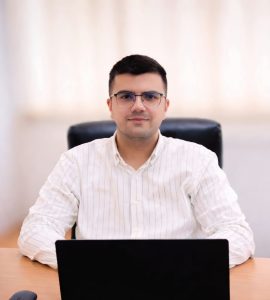 DANIEL RUS